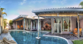 Отель Villa West  Kuta